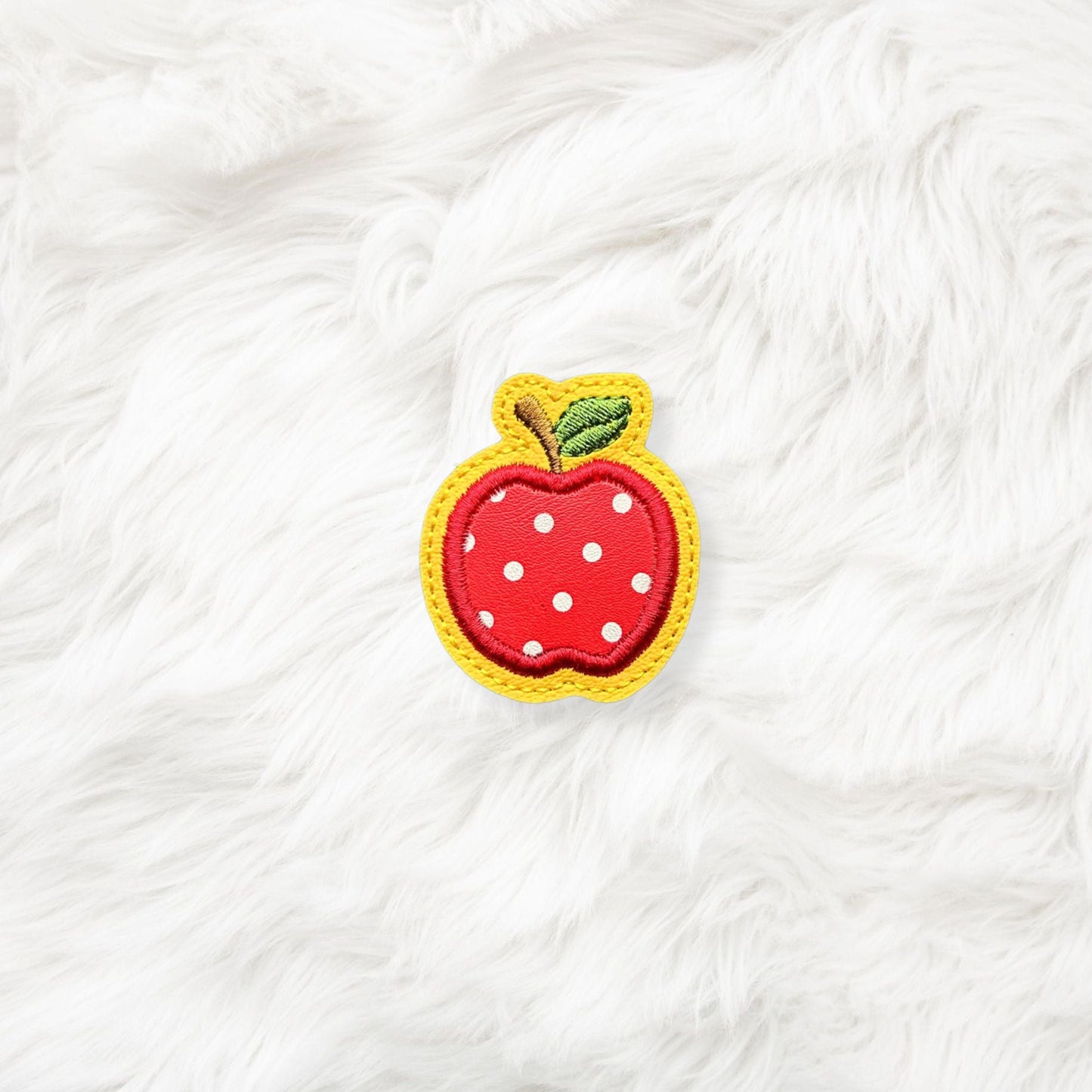ITH 4x4 Apple Appliqué Feltie