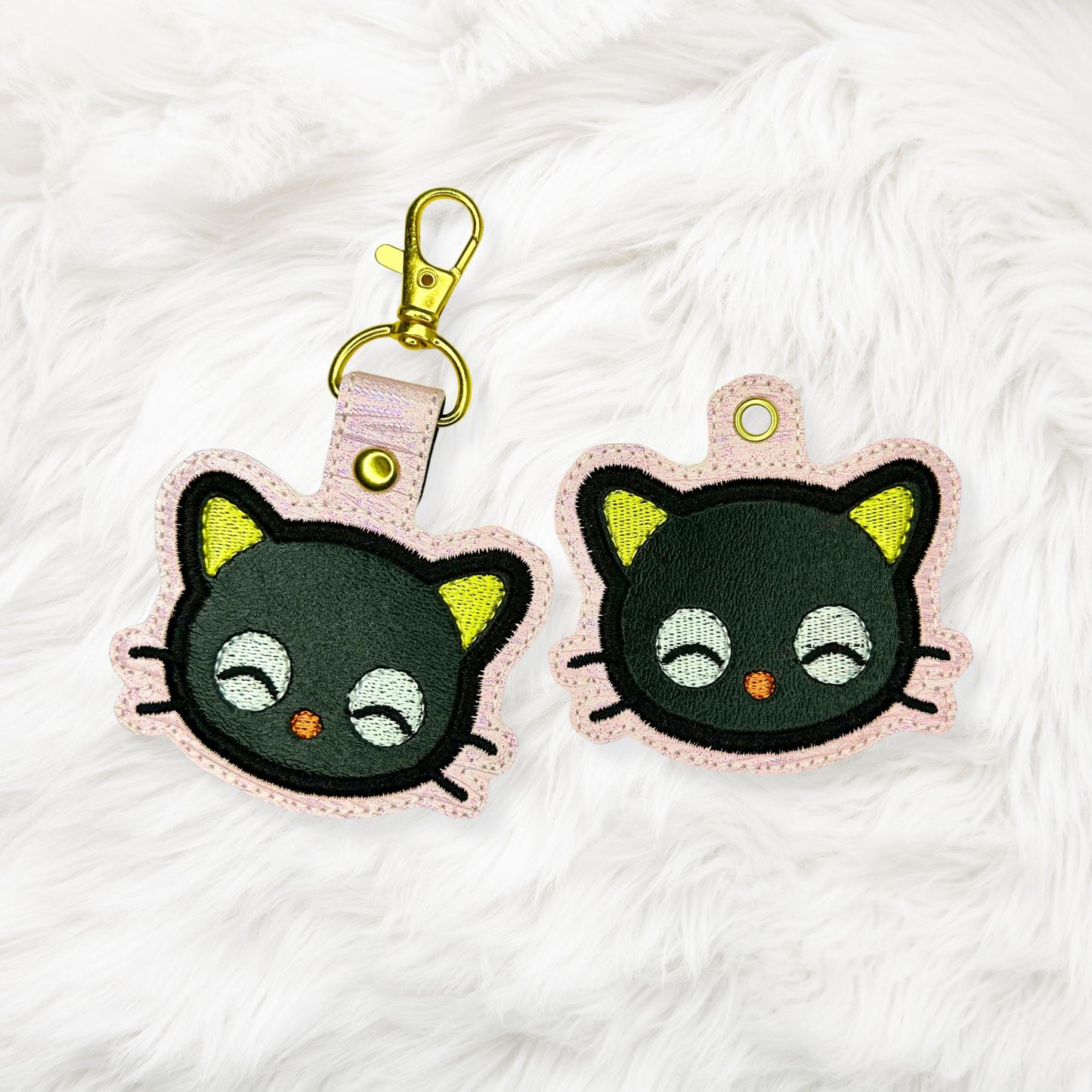 ITH 4x4 Kitty Friend Appliqué Snaptab/Eyelet