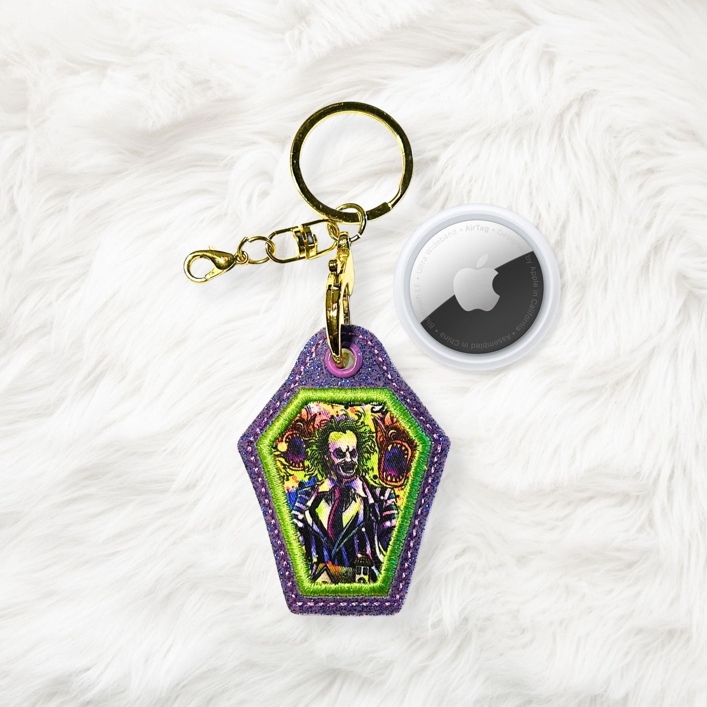 ITH 4x4 Coffin Appliqué Air Tag Holder