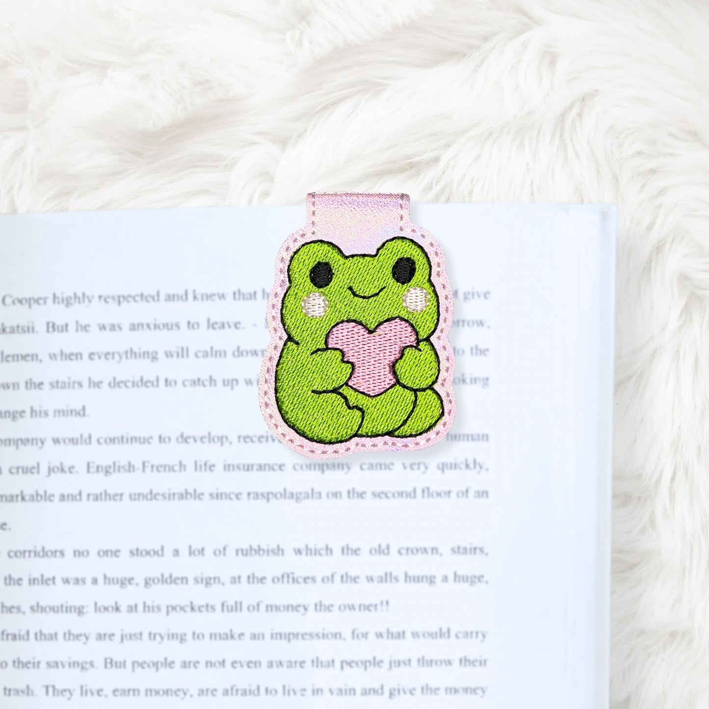 ITH 4x4 Frog Foldover Magnetic Bookmark