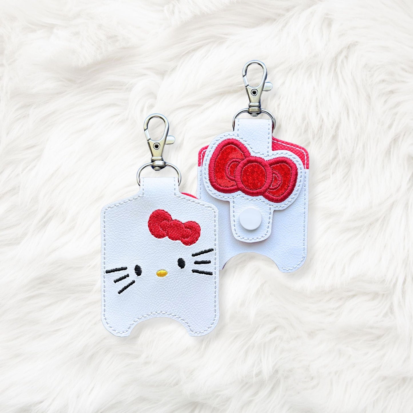 ITH 5x7 1oz Kitty Bow Sanitizer Holder