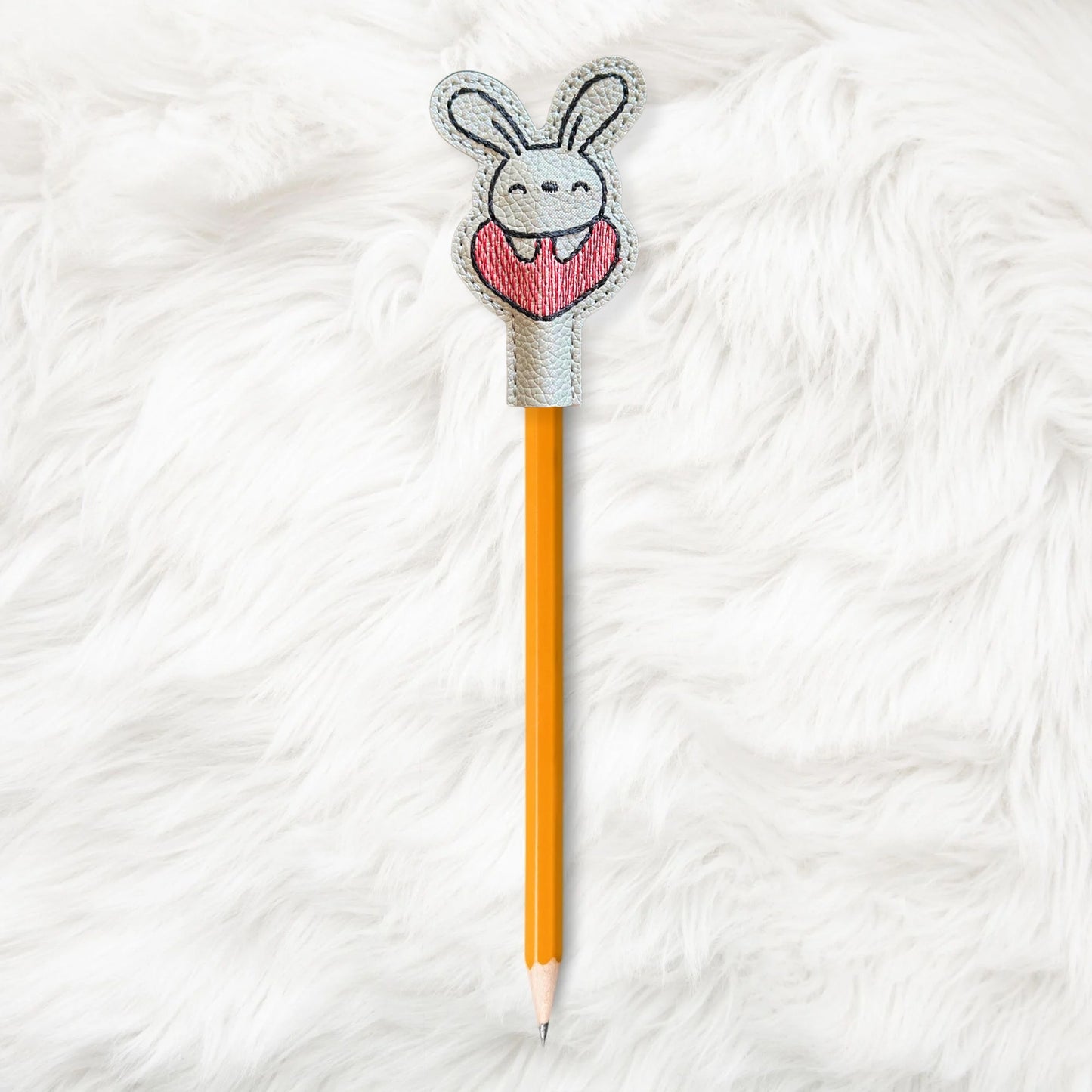 ITH 4x4 Love Bunny Pencil Topper