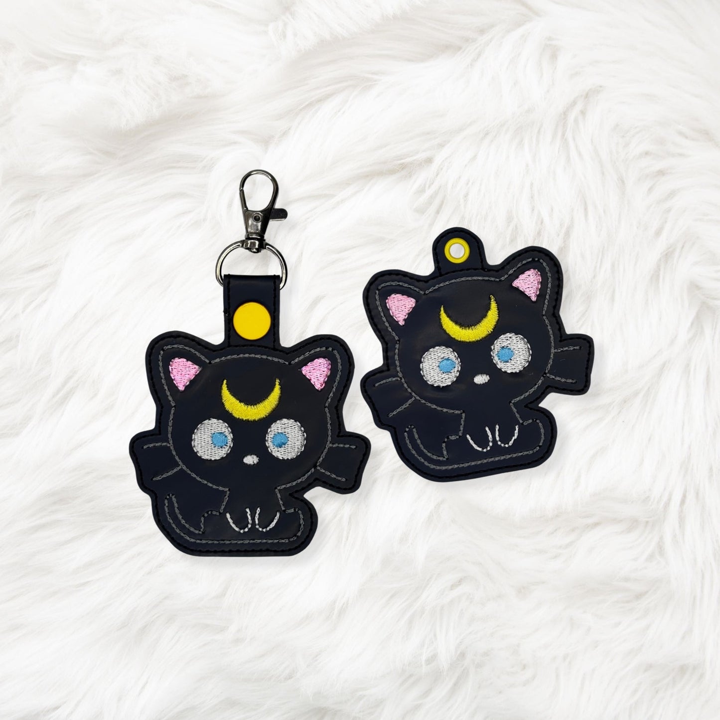 ITH 4x4 Luna Black Cat Snaptab/Eyelet