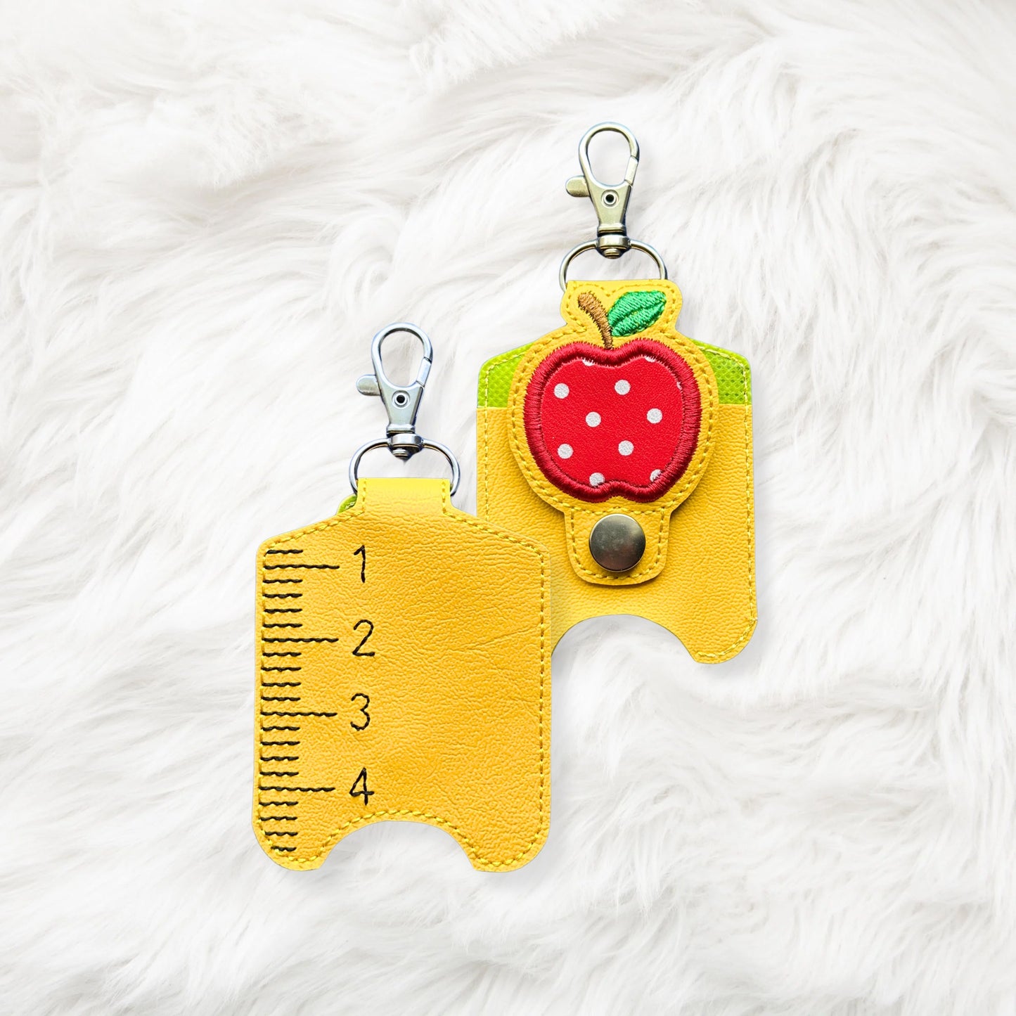 ITH 5x7 1oz Ruler Sanitizer Holder