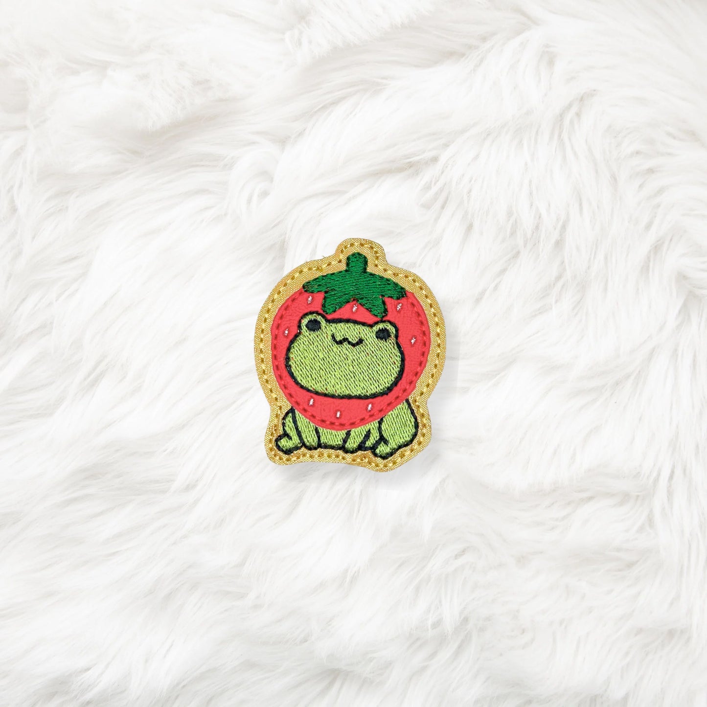 ITH 4x4 Strawberry Frog Appliqué Feltie