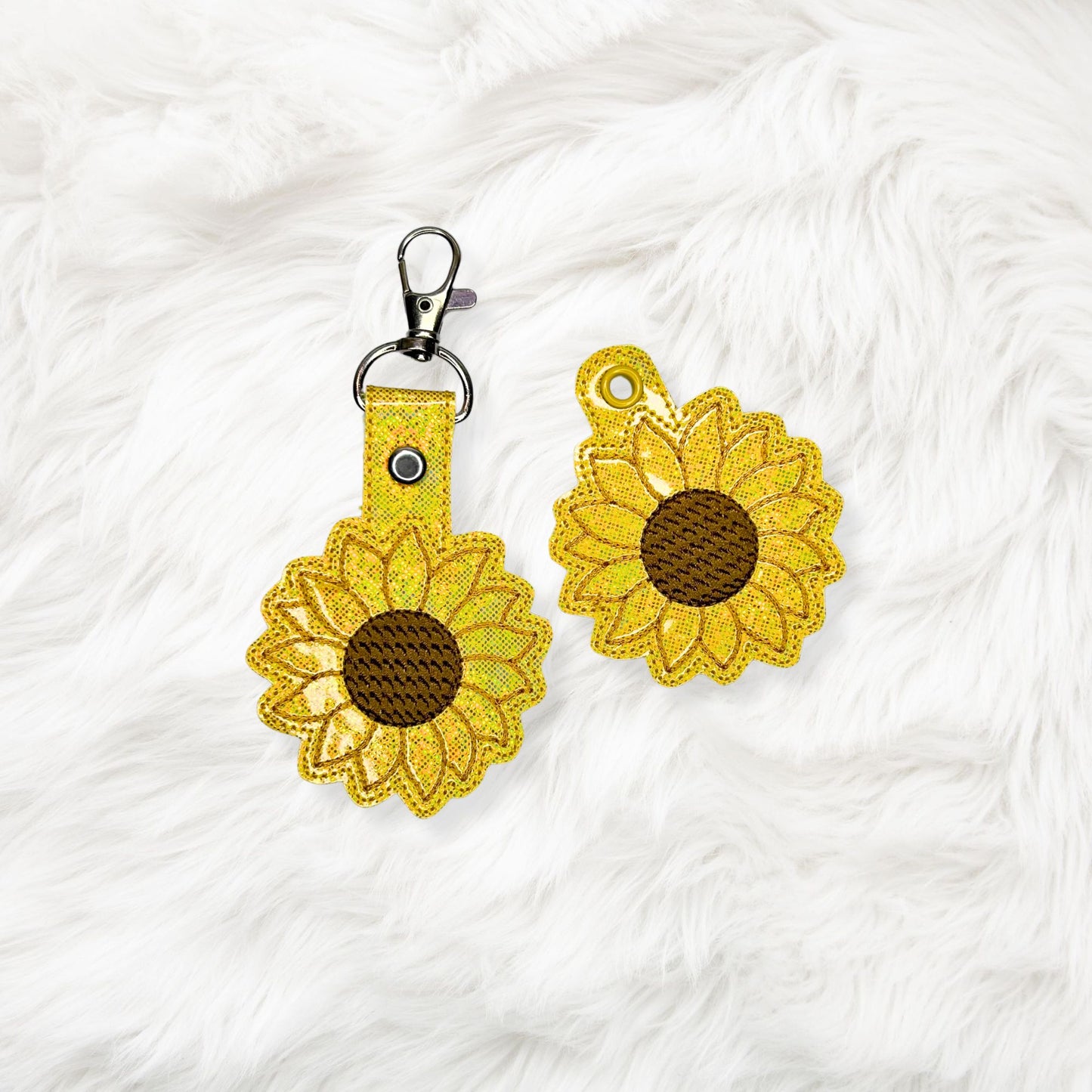 ITH 4x4 Sunflower Snaptab/Eyelet