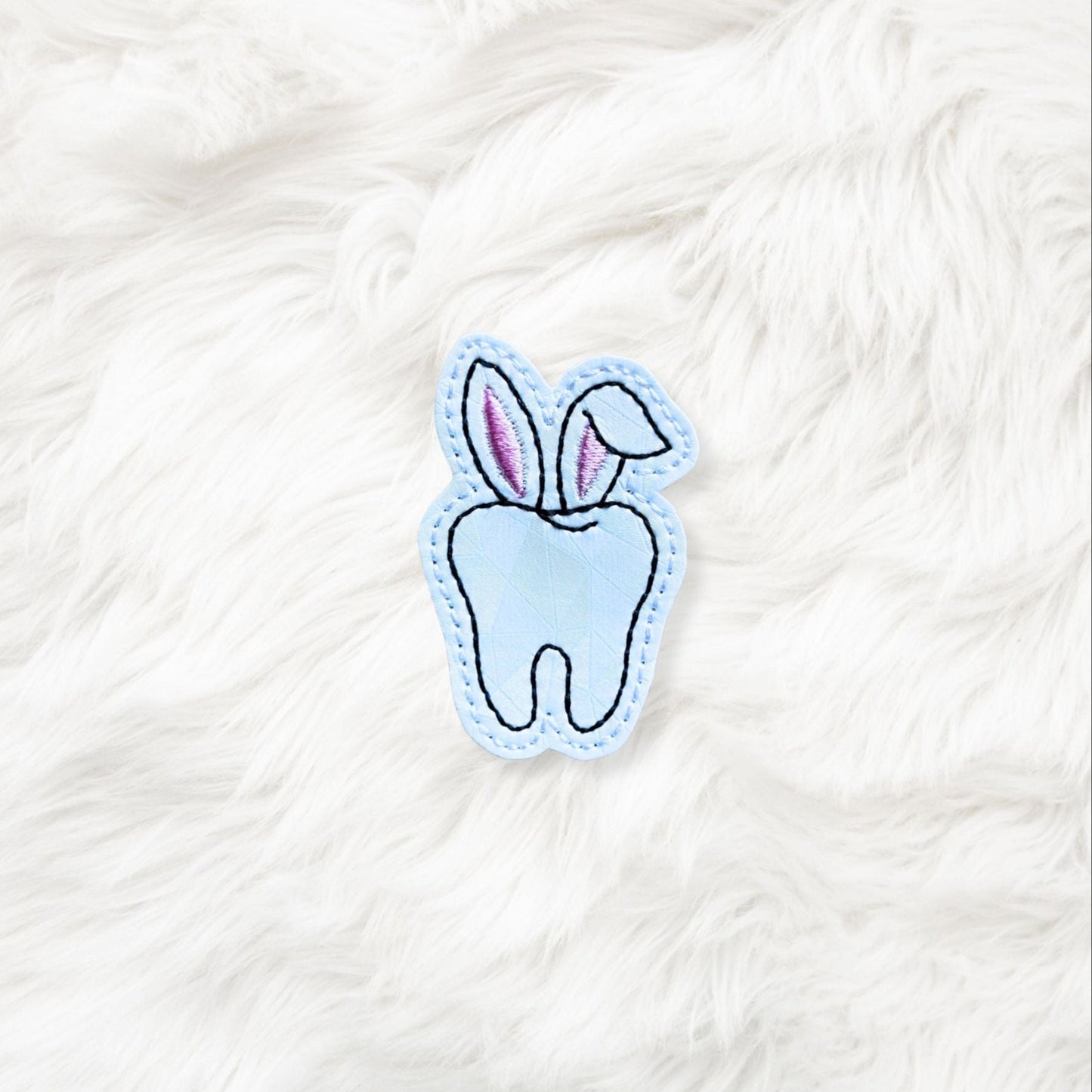 ITH 4x4 Tooth Bunny Feltie