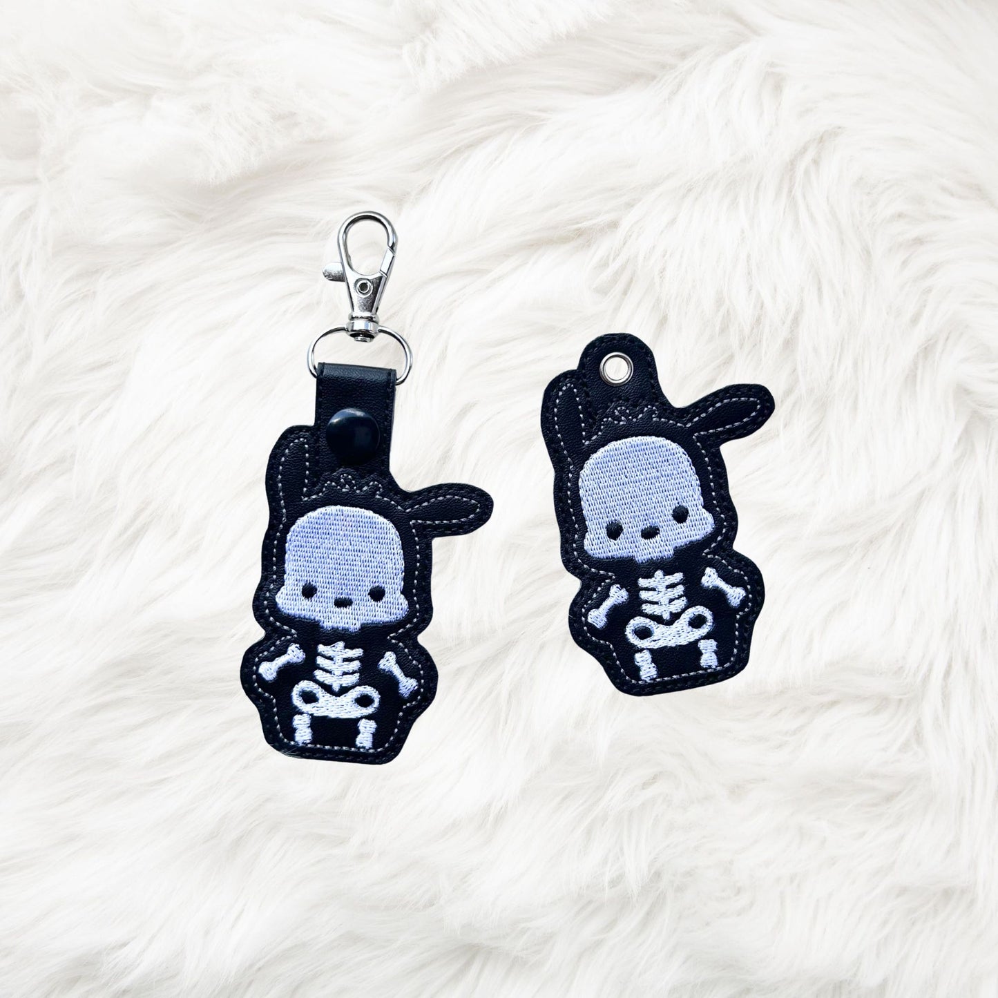 ITH 4x4 Kitty Friend Skeleton Snaptab/Eyelet