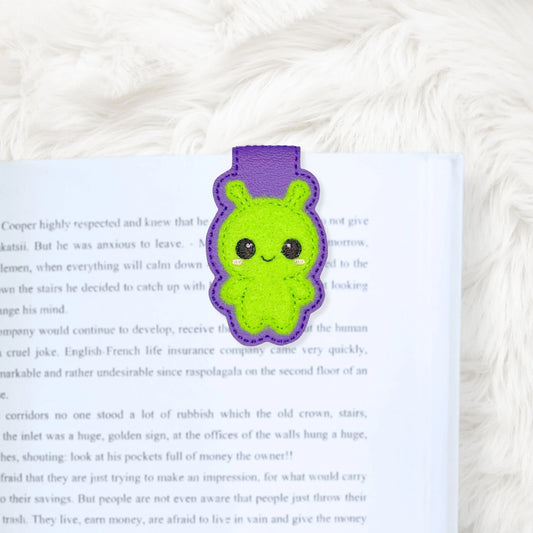 ITH 4x4 Alien Appliqué Foldover Magnetic Bookmark