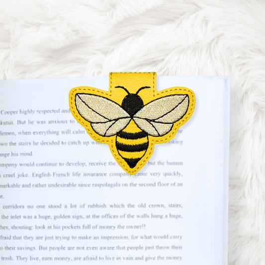 ITH 4x4 Bee Foldover Magnetic Bookmark