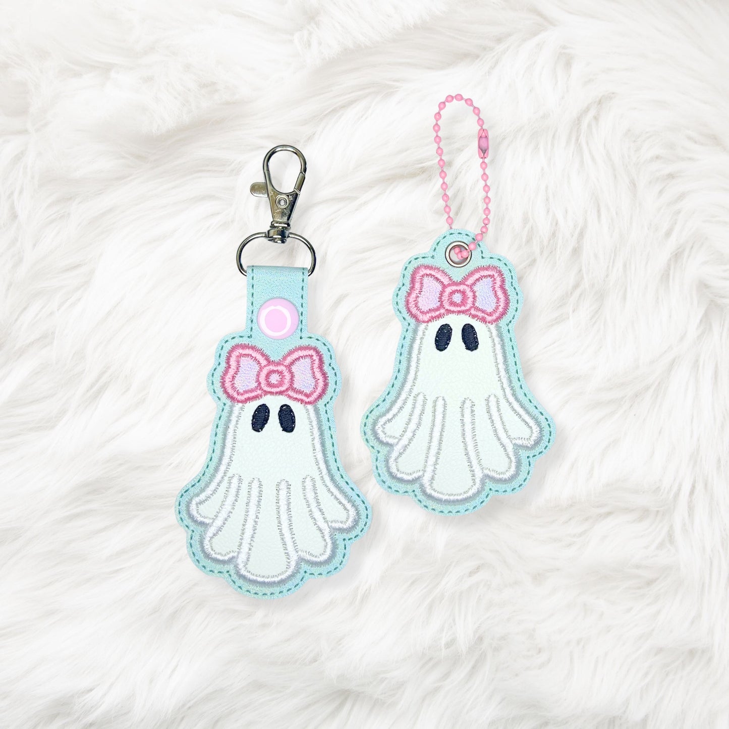 ITH 4x4 Bow Ghost Appliqué Snaptab/Eyelet