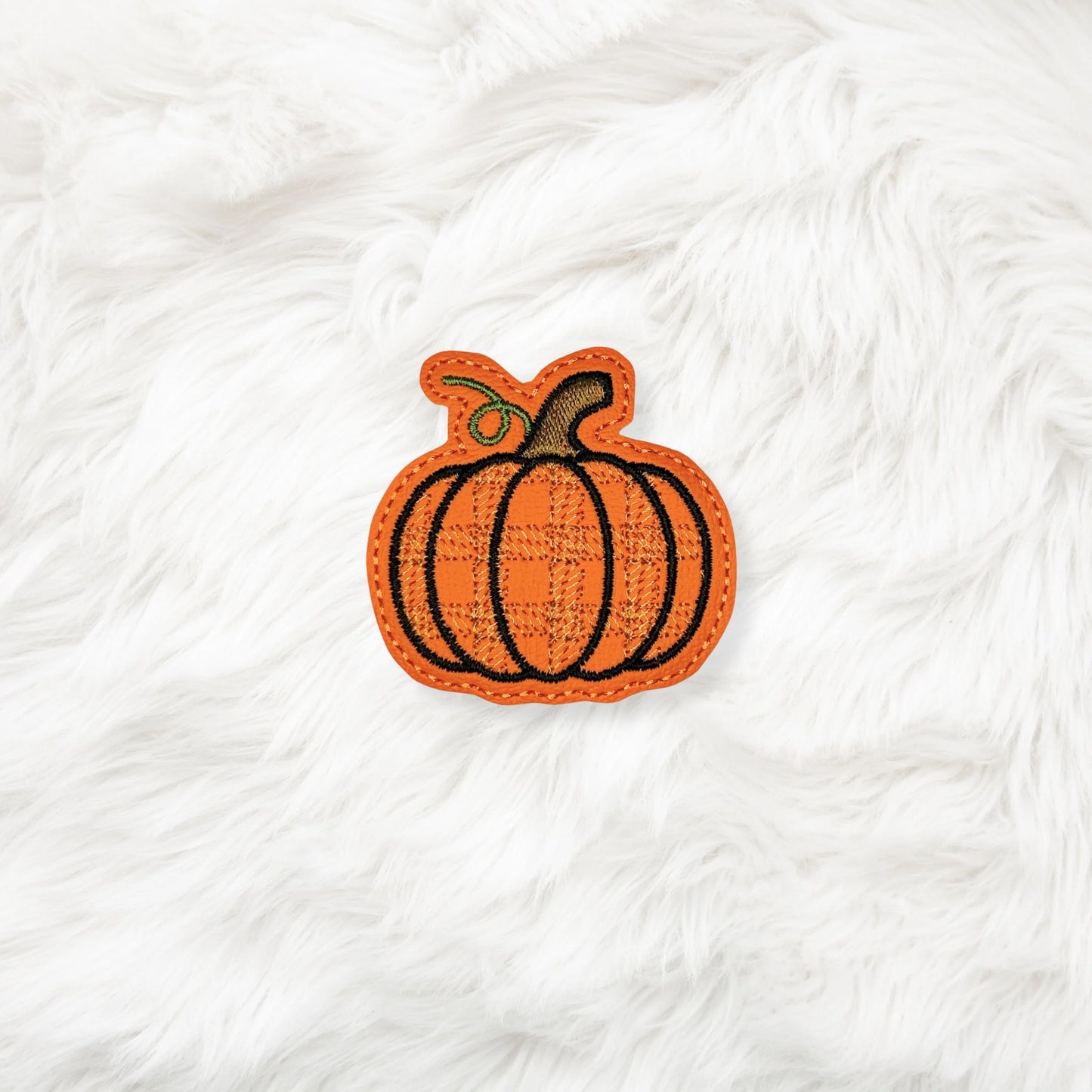 ITH 4x4 Buffalo Plaid Pumpkin Feltie