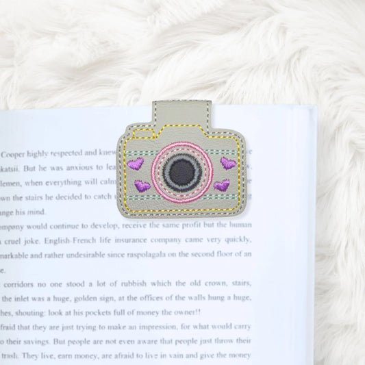 ITH 4x4 Camera Appliqué Foldover Magnetic Bookmark