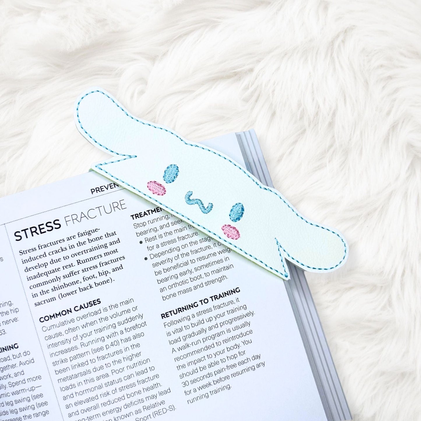 4x4 HK Friend Bookmark