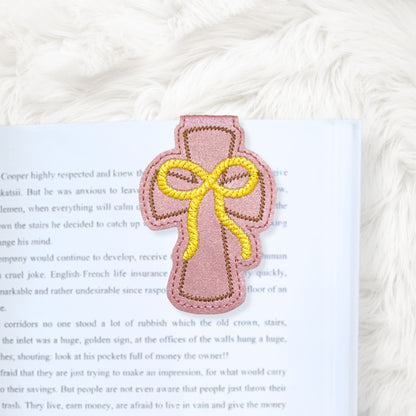 ITH 5x7 Cross with Bow Foldover Magnetic Bookmark