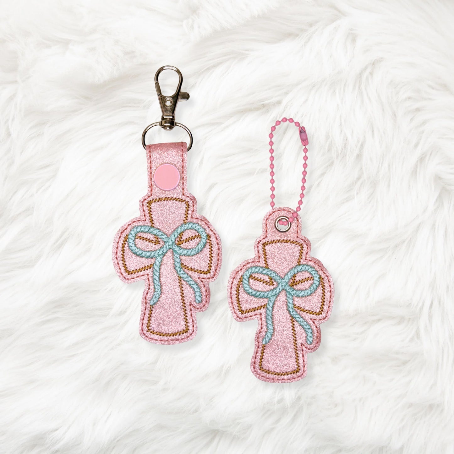 ITH 4x4 Cross with Bow Snaptab/Eyelet