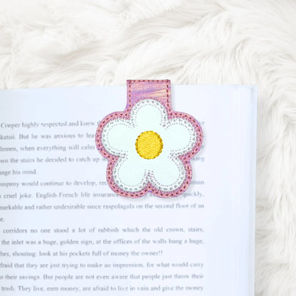 ITH 4x4 Floral Appliqué Foldover Magnetic Bookmark