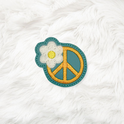 ITH 4x4 Floral Peace Appliqué Feltie