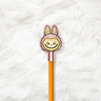 ITH 4x4 Fluffy Monster Pencil Topper