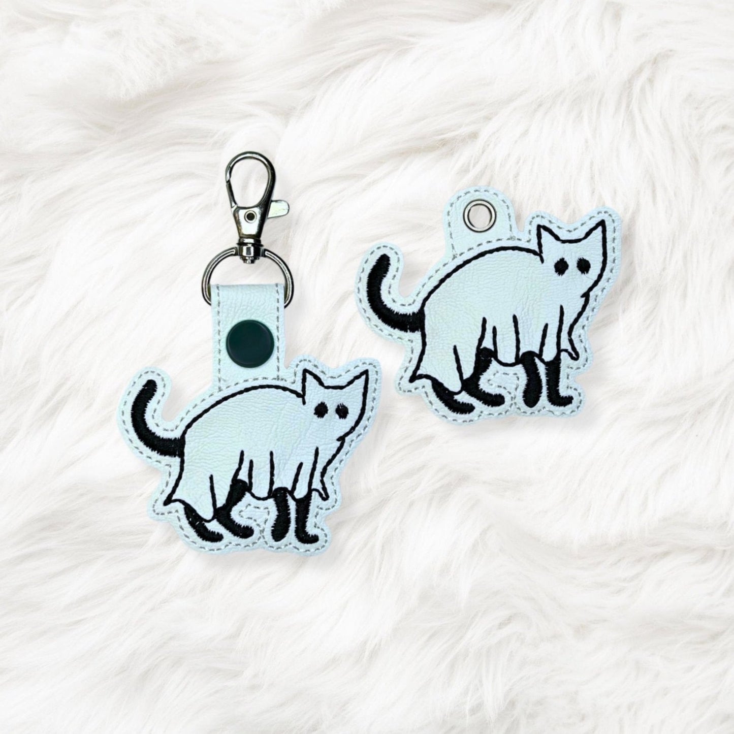 4x4 Ghost Cat Snaptab/Eyelet