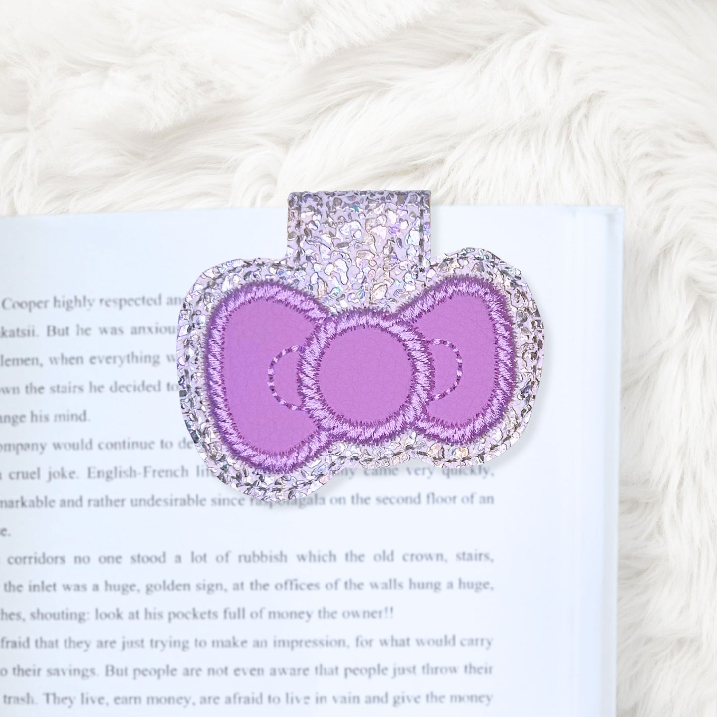 ITH 4x4 HK Appliqué Bow Foldover Magnetic Bookmark