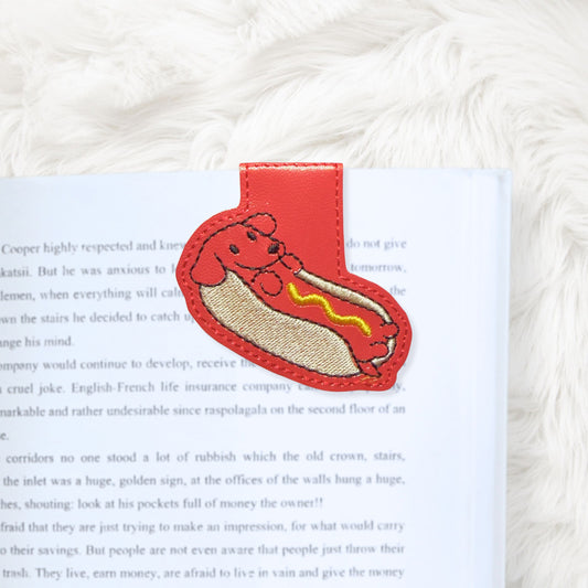 ITH 4x4 Hot Dog Foldover Magnetic Bookmark