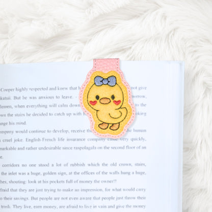 ITH 4x4 Kawaii Duck Appliqué Foldover Magnetic Bookmark