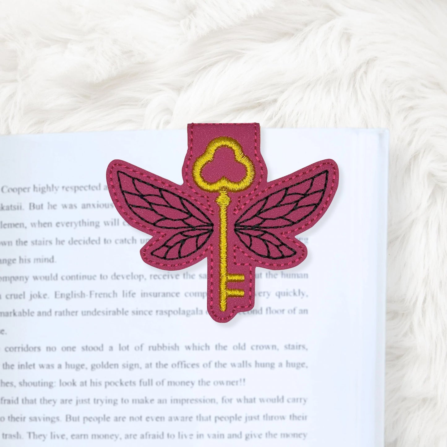 ITH 4x4 Key Foldover Magnetic Bookmark
