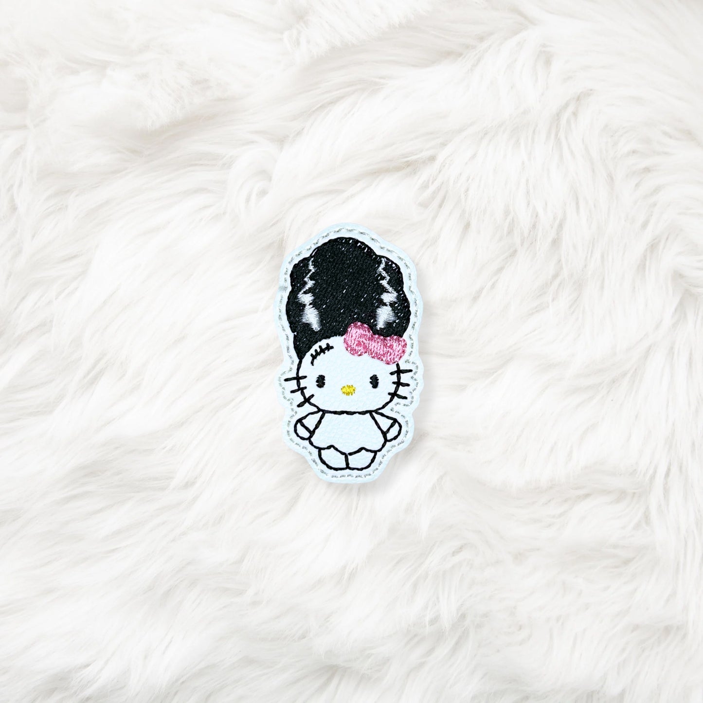 ITH 4x4 Kitty Bride Feltie