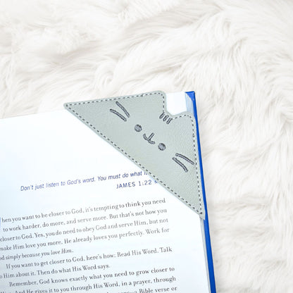 ITH 4x4 Kitty Corner Bookmark