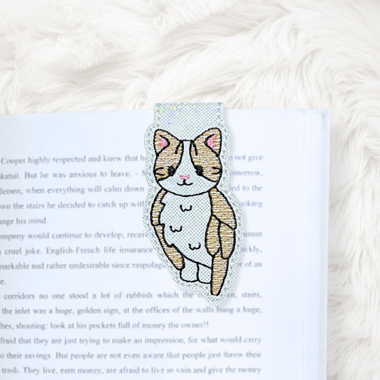 ITH 4x4 Meowl Foldover Magnetic Bookmark