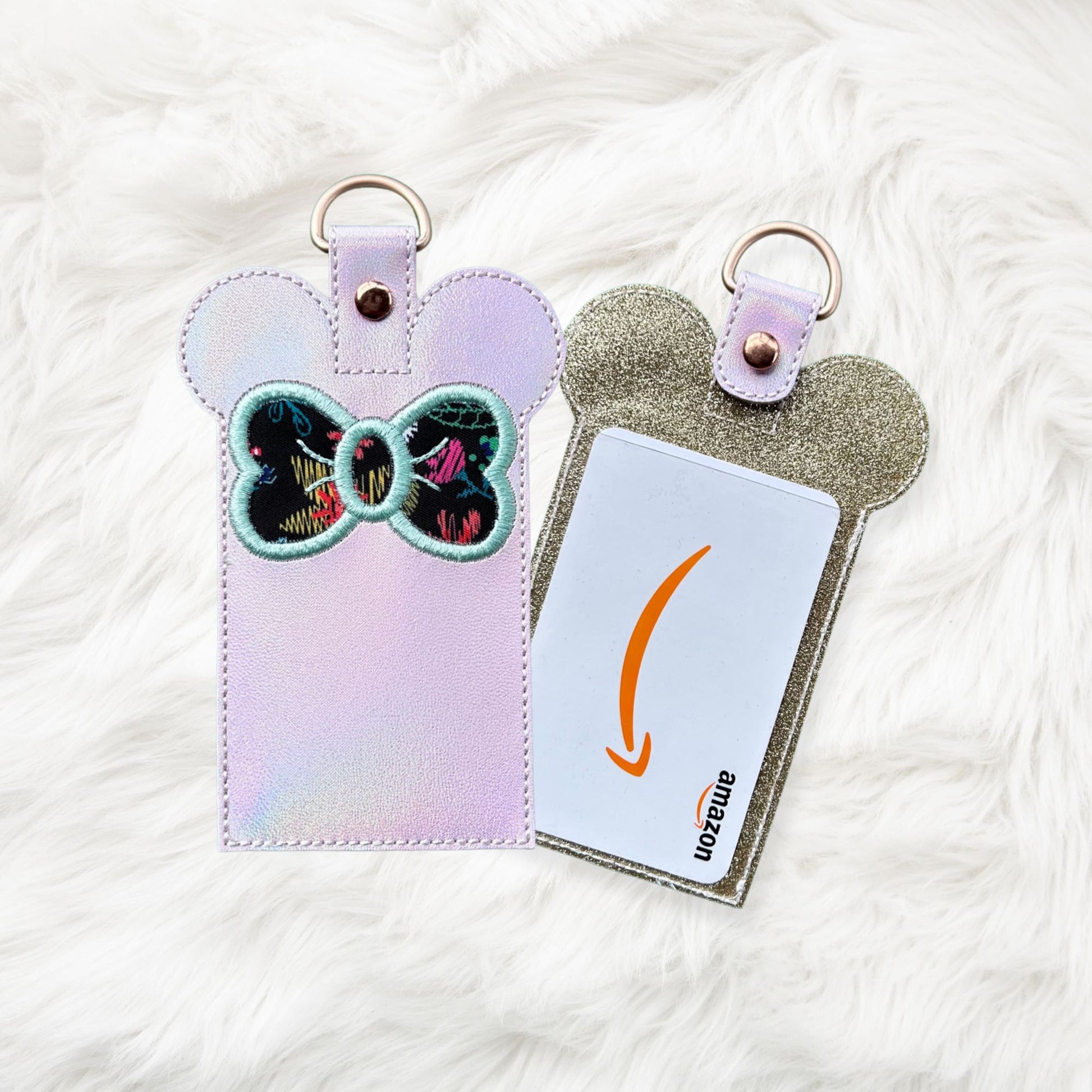 ITH 5x7 Mouse Card Holder The Stitching Lair ITH 5x7 Mouse Card Holder The Stitching Lair