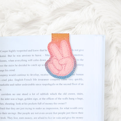 ITH 4x4 Peace Appliqué Foldover Magnetic Bookmark