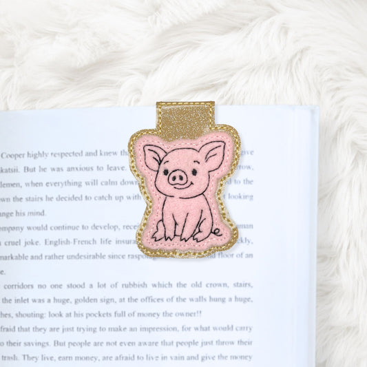 ITH 5x7 Piggy Appliqué Foldover Magnetic Bookmark