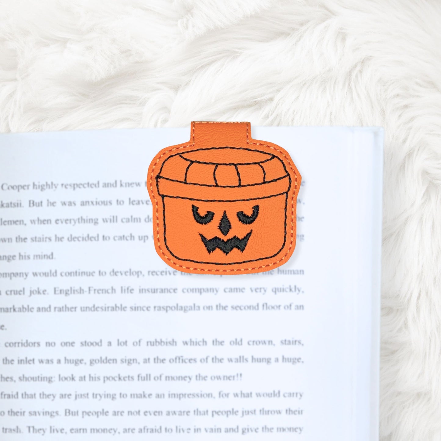 ITH 4x4 Pumpkin Bucket Foldover Magnetic Bookmark