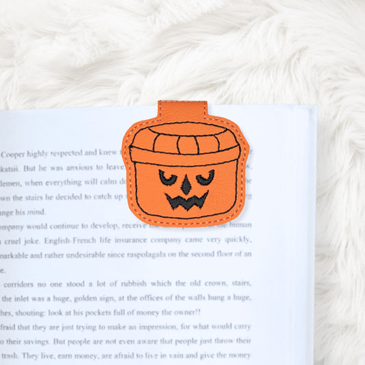 ITH 4x4 Pumpkin Bucket Foldover Magnetic Bookmark