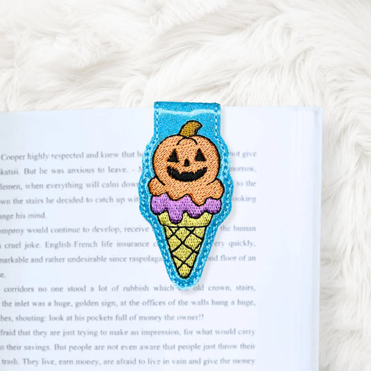 ITH 4x4 Pumpkin Cone Foldover Magnetic Bookmark