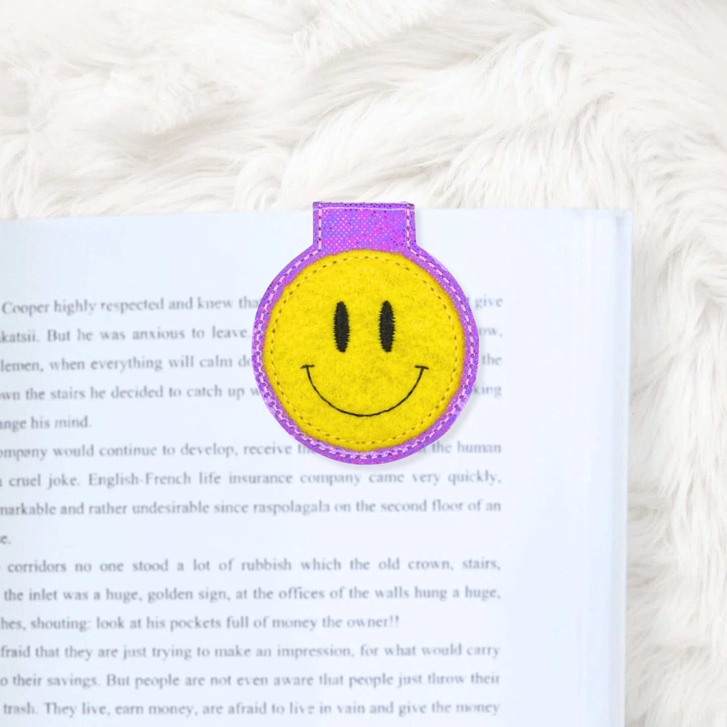 ITH 4x4 Smiley Face Appliqué Foldover Magnetic Bookmark