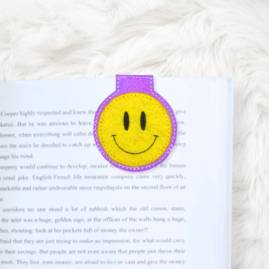 ITH 4x4 Smiley Face Appliqué Foldover Magnetic Bookmark