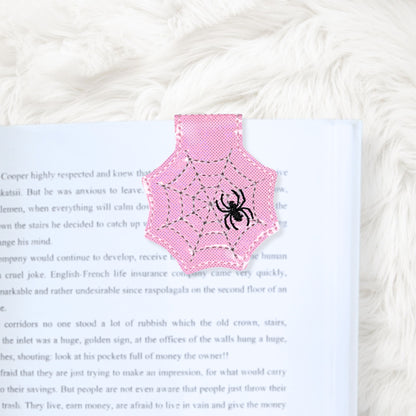 ITH 4x4 Spiderweb Foldover Magnetic Bookmark