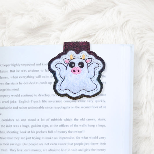 ITH 5x7 Spooky Cow Appliqué Foldover Magnetic Bookmark