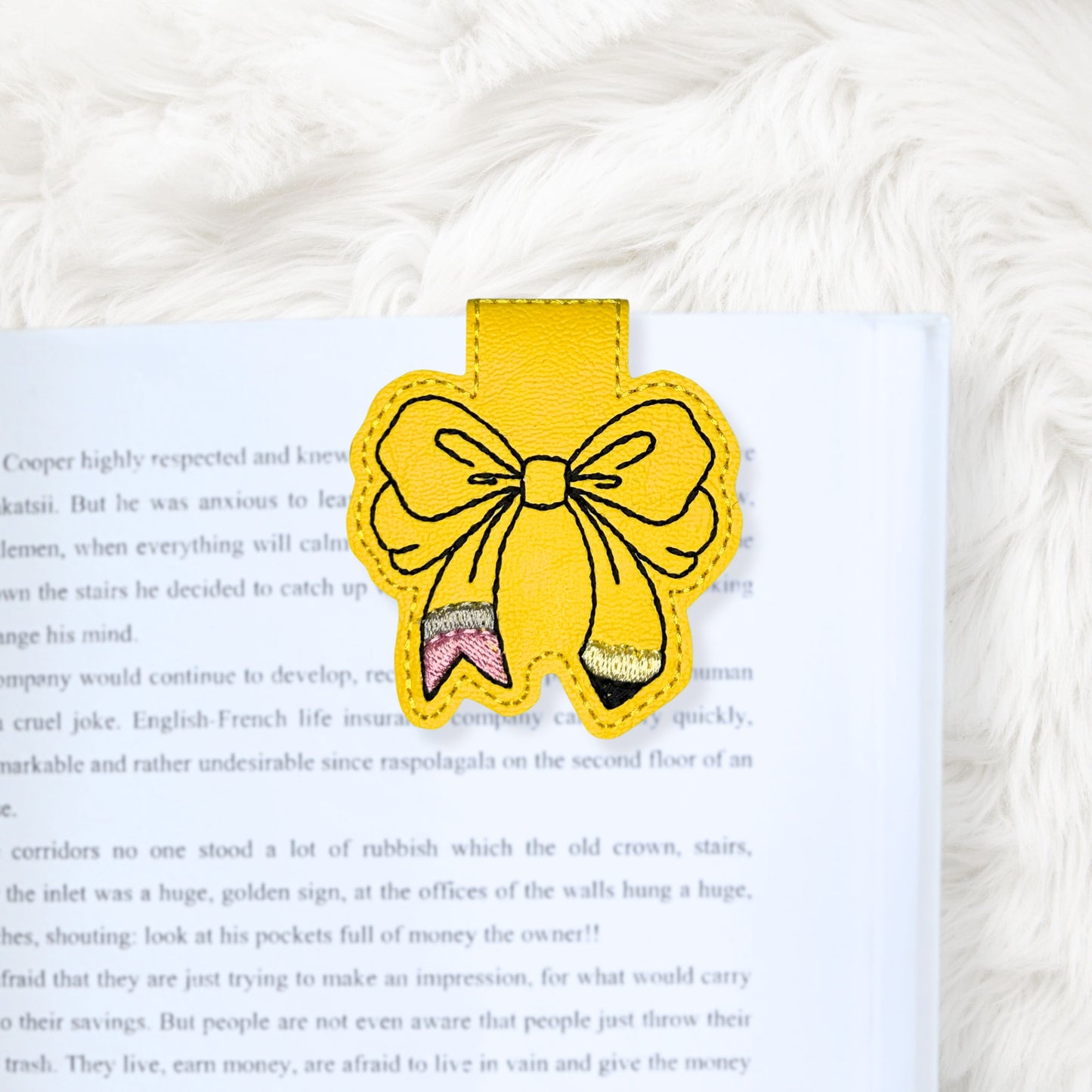 ITH 4x4 Pencil Bow Foldover Magnetic Bookmark