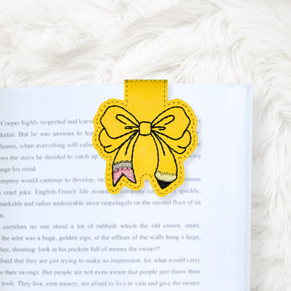 ITH 4x4 Pencil Bow Foldover Magnetic Bookmark
