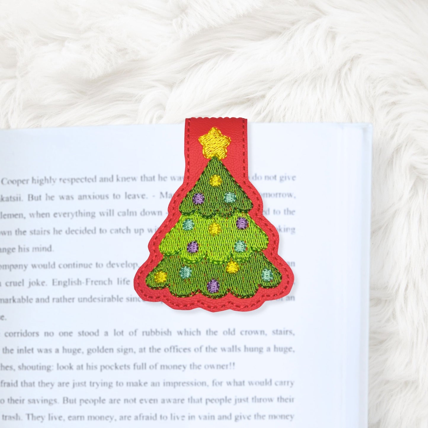 ITH 5x7 Christmas Tree Foldover Magnetic Bookmark