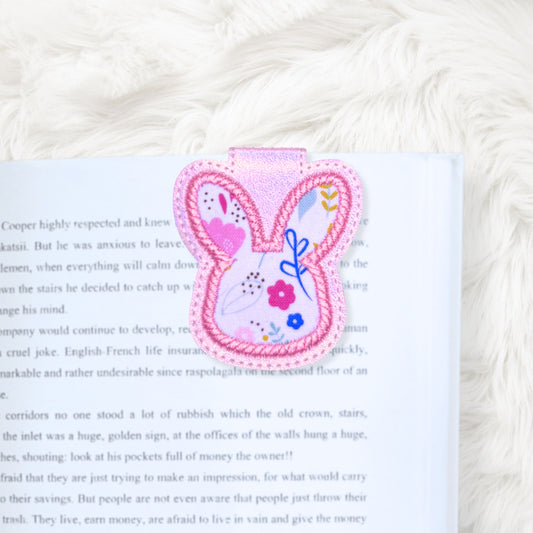 ITH 4x4 Bunny Appliqué Foldover Magnetic Bookmark