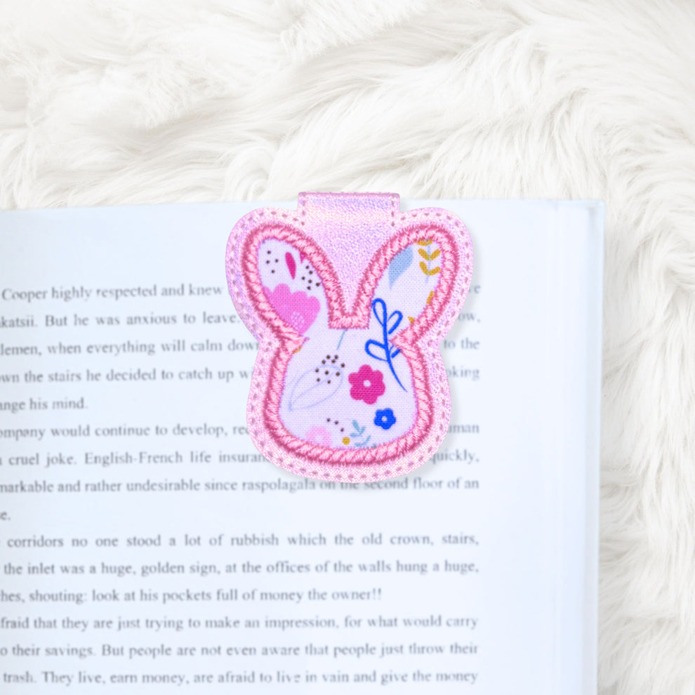 ITH 4x4 Bunny Appliqué Foldover Magnetic Bookmark – The Stitching Lair