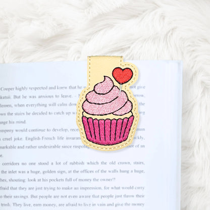 ITH 4x4 V Day Cupcake Magnetic Bookmark
