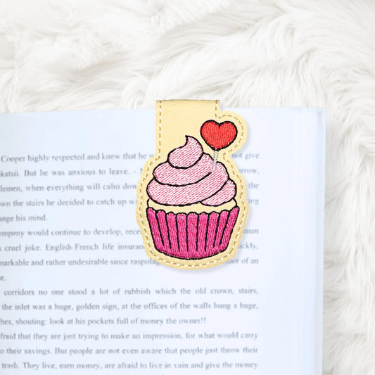 ITH 4x4 V Day Cupcake Magnetic Bookmark