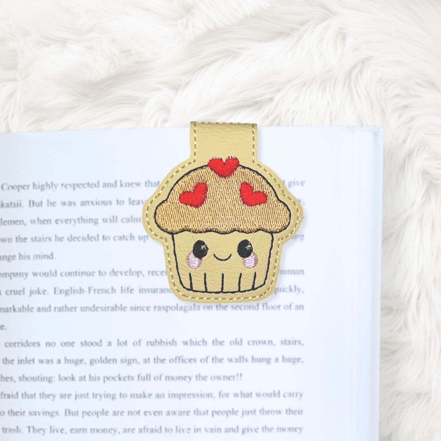 ITH 4x4 V Day Muffin Foldover Magnetic Bookmark