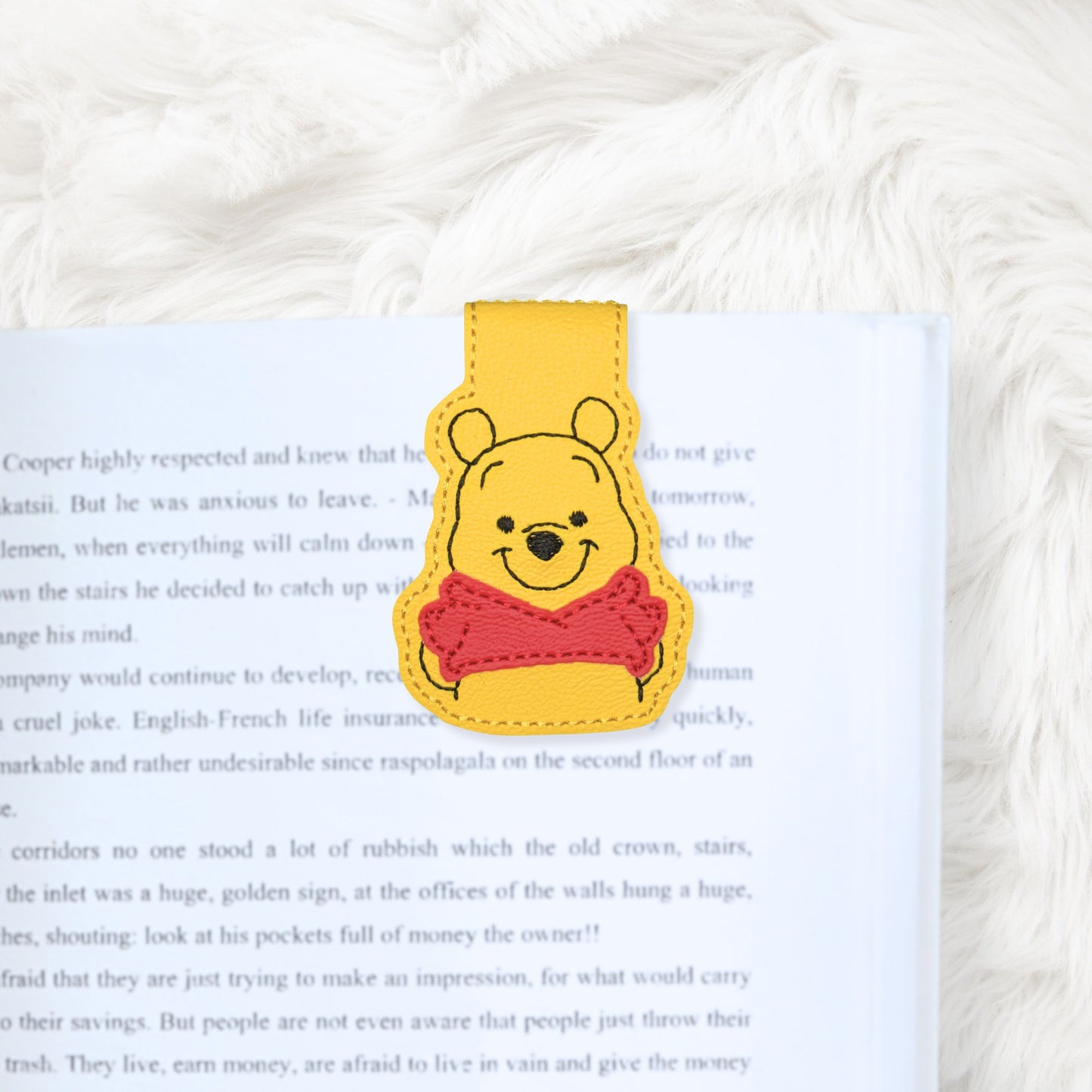 ITH 5x7 Pooh Appliqué Foldover Magnetic Bookmark